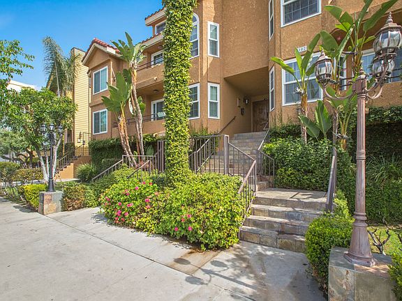4th image of 5102 Tujunga Ave APT 13