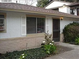 2591 El Portal Dr APT A photo 1