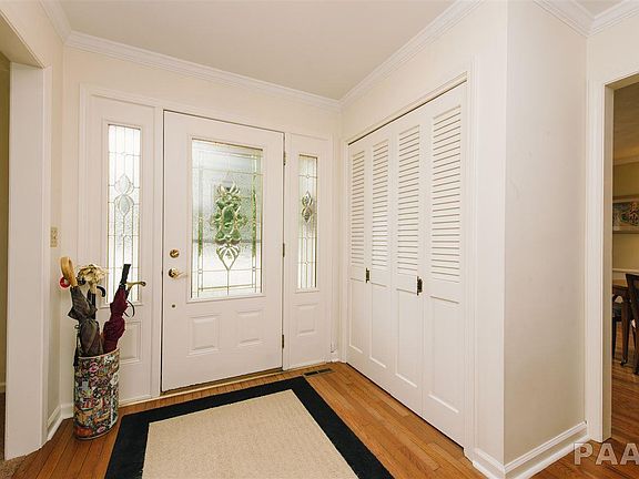 3rd image of 1131 W Greenfield Dr