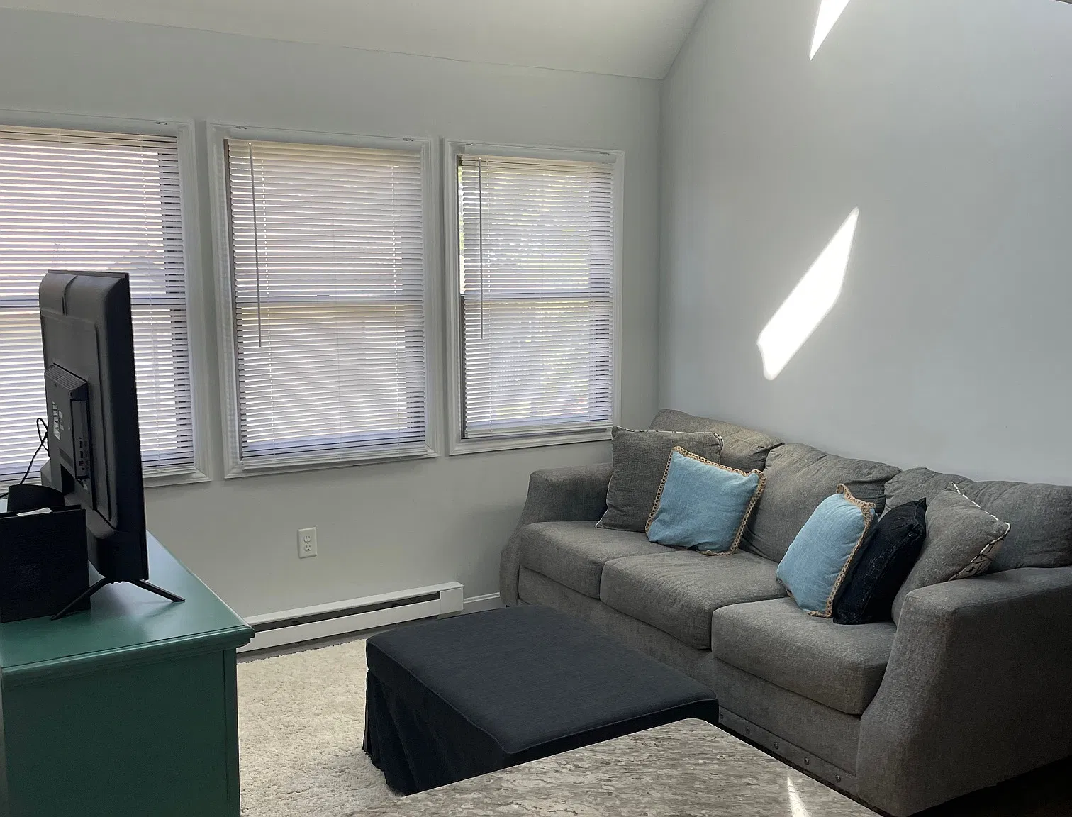 2 bed, 750 sqft, $1,400 — Photo 4