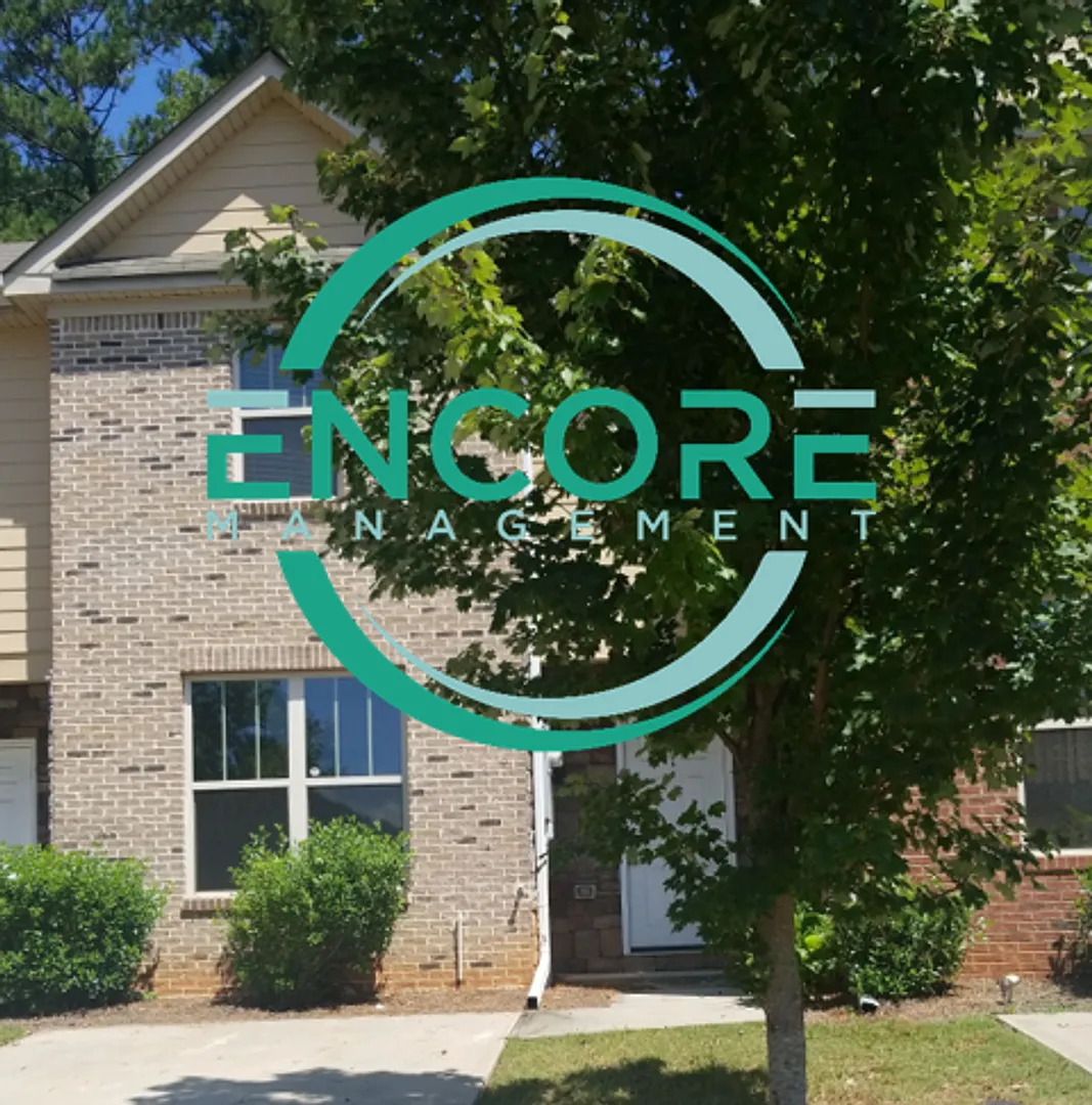 Single Family 3 Bedroom Townhome in Stonecrest! — Photo 1