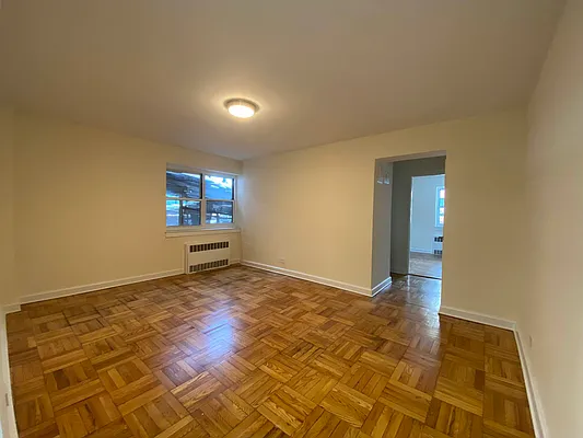 Rented by Queens Apartments Realty LLC | media 2