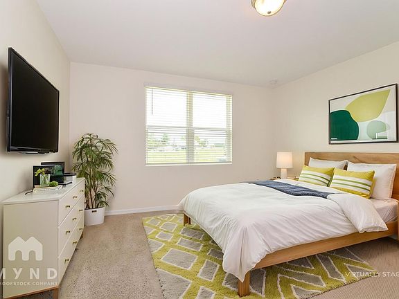 4th image of 796 Griffon Ave