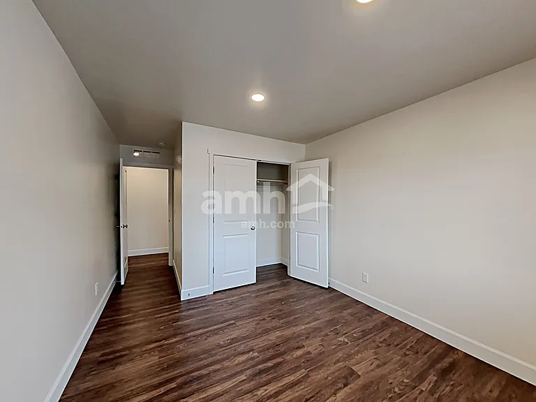 4252 177th St E — Photo 17
