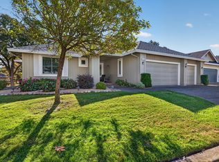 346 Singing Brook Cir, Santa Rosa, CA 95409