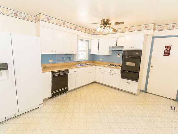 4th image of 691 Nolan Ave