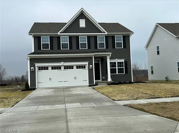 638 Rock Creek Ln, Painesville, OH 44077