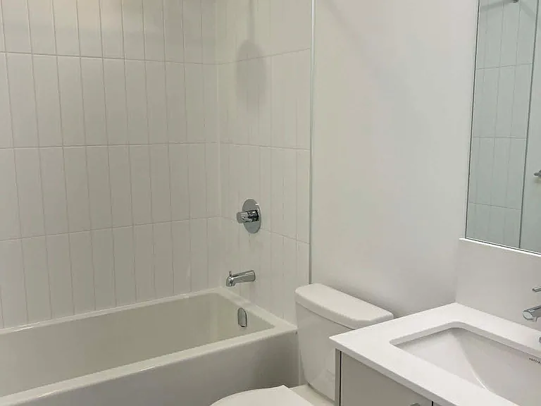 10 Oak St #2309 — Photo 5