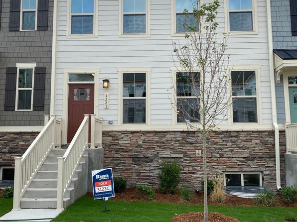 1221 Channing Park Cir
