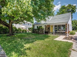 603 Prospect Ave, Secane, PA 19018