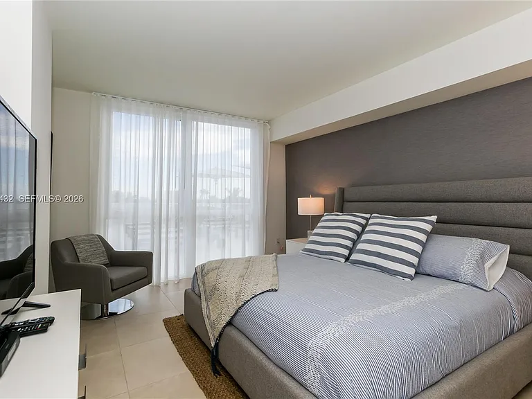 401 N Birch Rd #404 — Photo 6