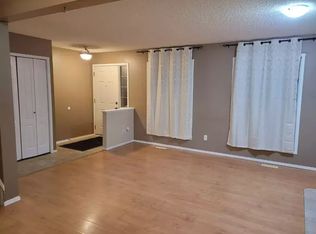 5 Douglas Ln #1A, Leduc, AB T9E8P3