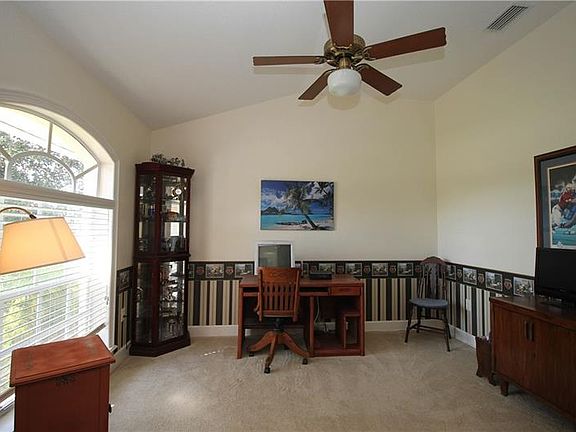 5th image of 1417 Hidden Creek Ln