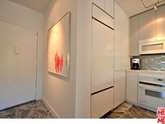 4th image of 999 N Doheny Dr APT 1204
