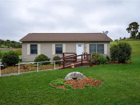 11222 N Delaware Dr, Bangor, PA 18013