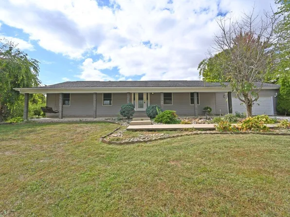 836 Krupp Dr, Fayetteville, OH 45118
