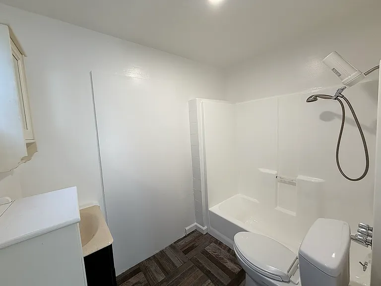 10102 Fernglen Ave — Photo 10