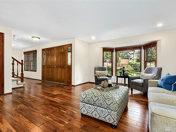 2nd image of 21317 SE 37th St