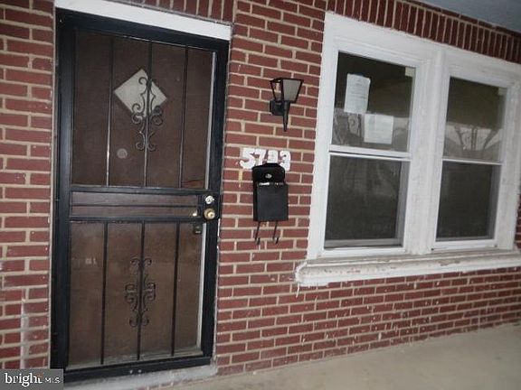 2nd image of 5733 N Marshall St
