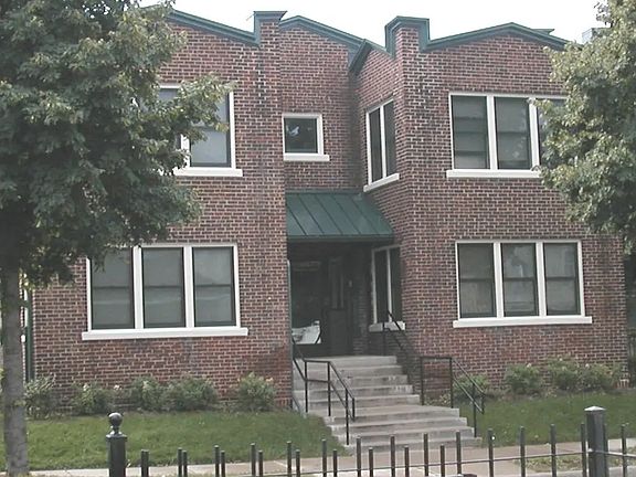 3rd image of 2723 Portland Ave S APT 2