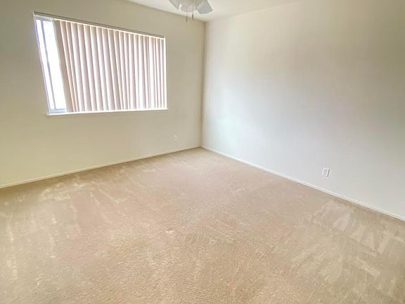 3rd image of 1224 Floribunda Ave APT 6