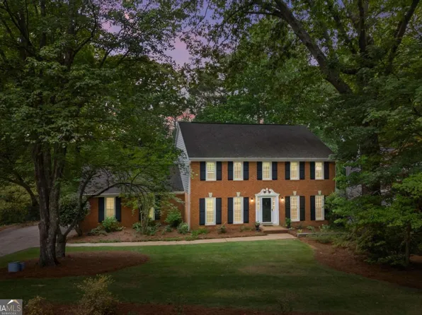 4165 Westchester Xing NE, Roswell, GA 30075
