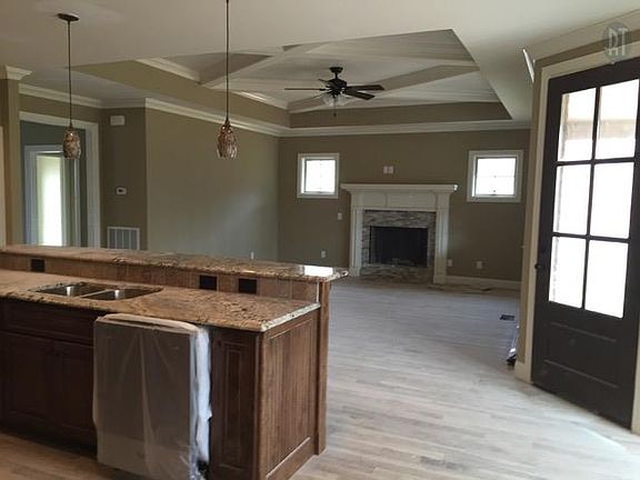 4th image of 239 Scarsdale Dr N Lot 299