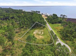 1045 Oyster Bay Dr, Milton, FL 32583