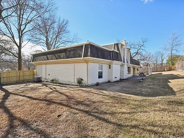 8102 S Sandusky Ave — Photo 61