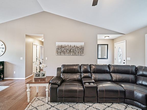 3rd image of 3452 Northwind Dr