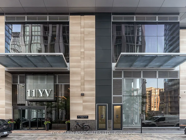 11 Yorkville Ave #802 — Photo 29