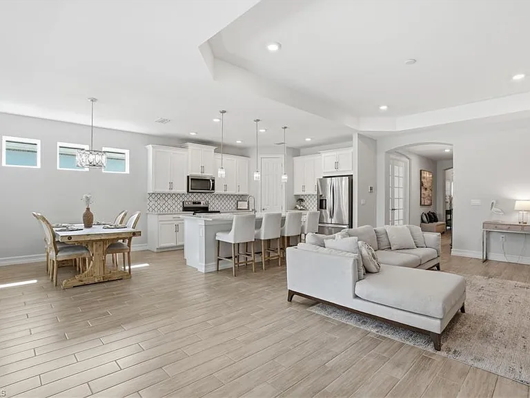 28040 Seasons Tide Ave — Photo 8