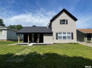 2008 N 6th St, Clinton, IA 52732