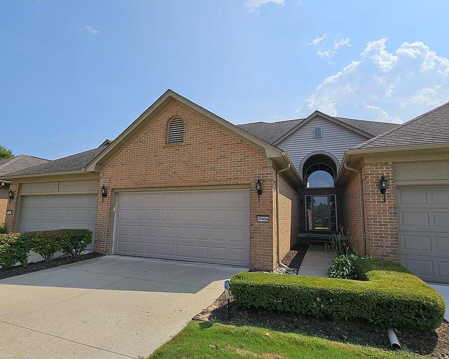 1st image of 33856 Michigamme Dr