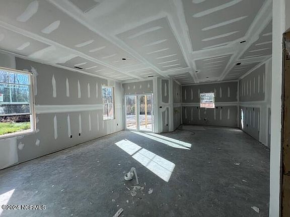 3rd image of 226 Shallowbag Bay Lane