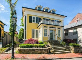 75 Pelham St APT D, Newport, RI 02840