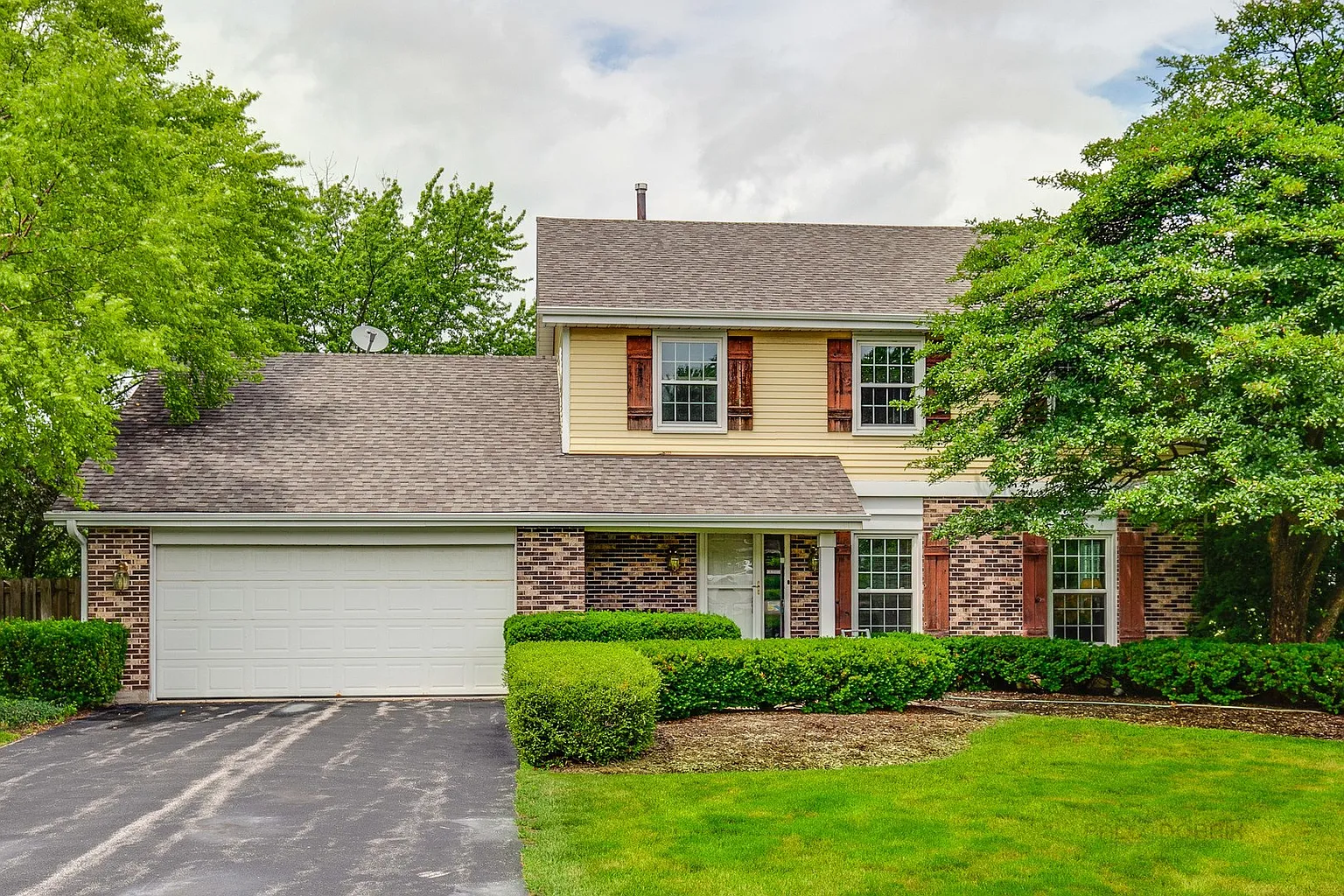 1524 Saratoga Ct photo 1