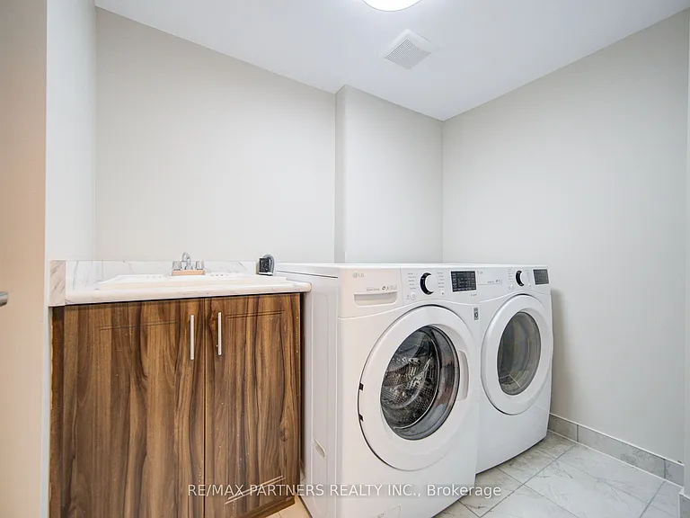 109 Lichfield Rd — Photo 13