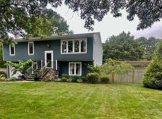 292 Central Ave, Bohemia, NY 11716