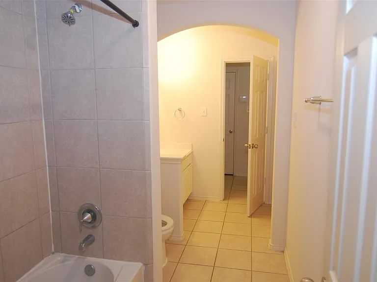 2834 Lockeridge Pines Dr — Photo 8