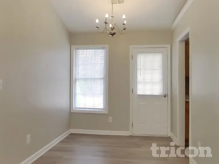 621 Southern Trace Xing — Photo 4