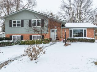 1013 Barton Dr, Normal, IL 61761