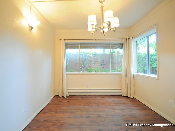 Dining Rm