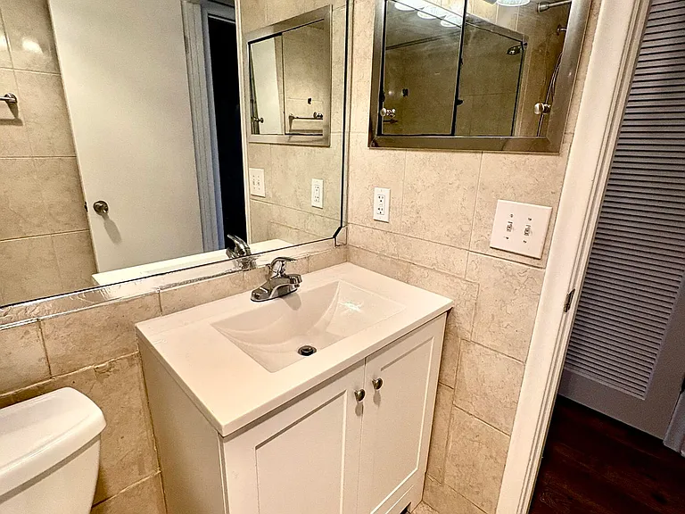 372 Camden Dr #P — Photo 7
