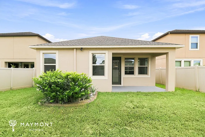 3 bed, 2.0 bath, 1612 sqft, $2,245 — Photo 3