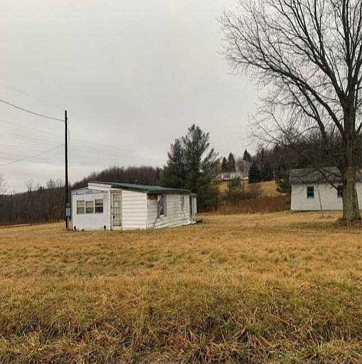 2nd image of 858 Red Brush Rd