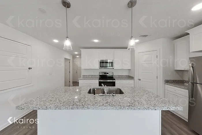 3 bed, 2.0 bath, 1495 sqft, $1,775 — Photo 4