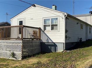 560 Franklin St, Corydon, IN 47112