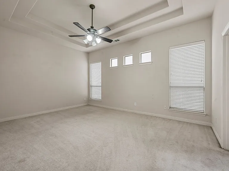 8732 Laurel Canyon Rd — Photo 15