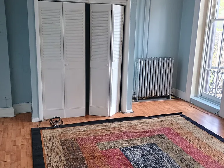 520 Franklin St #5 — Photo 1